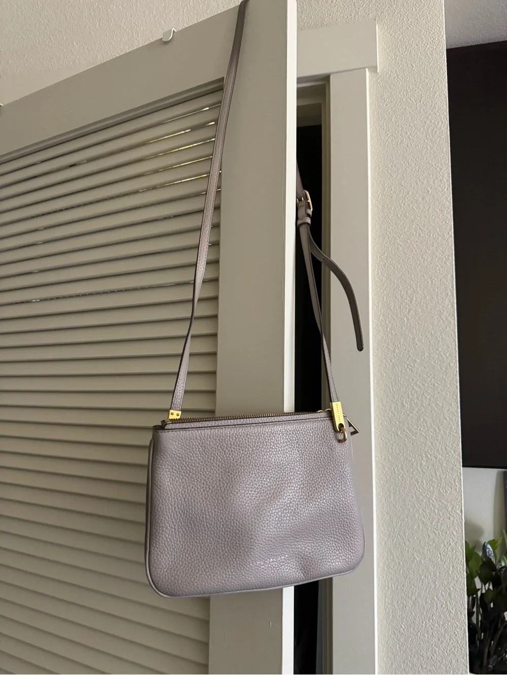 Marc Jacobs Pebbled Leather Crossbody in Light Taupe